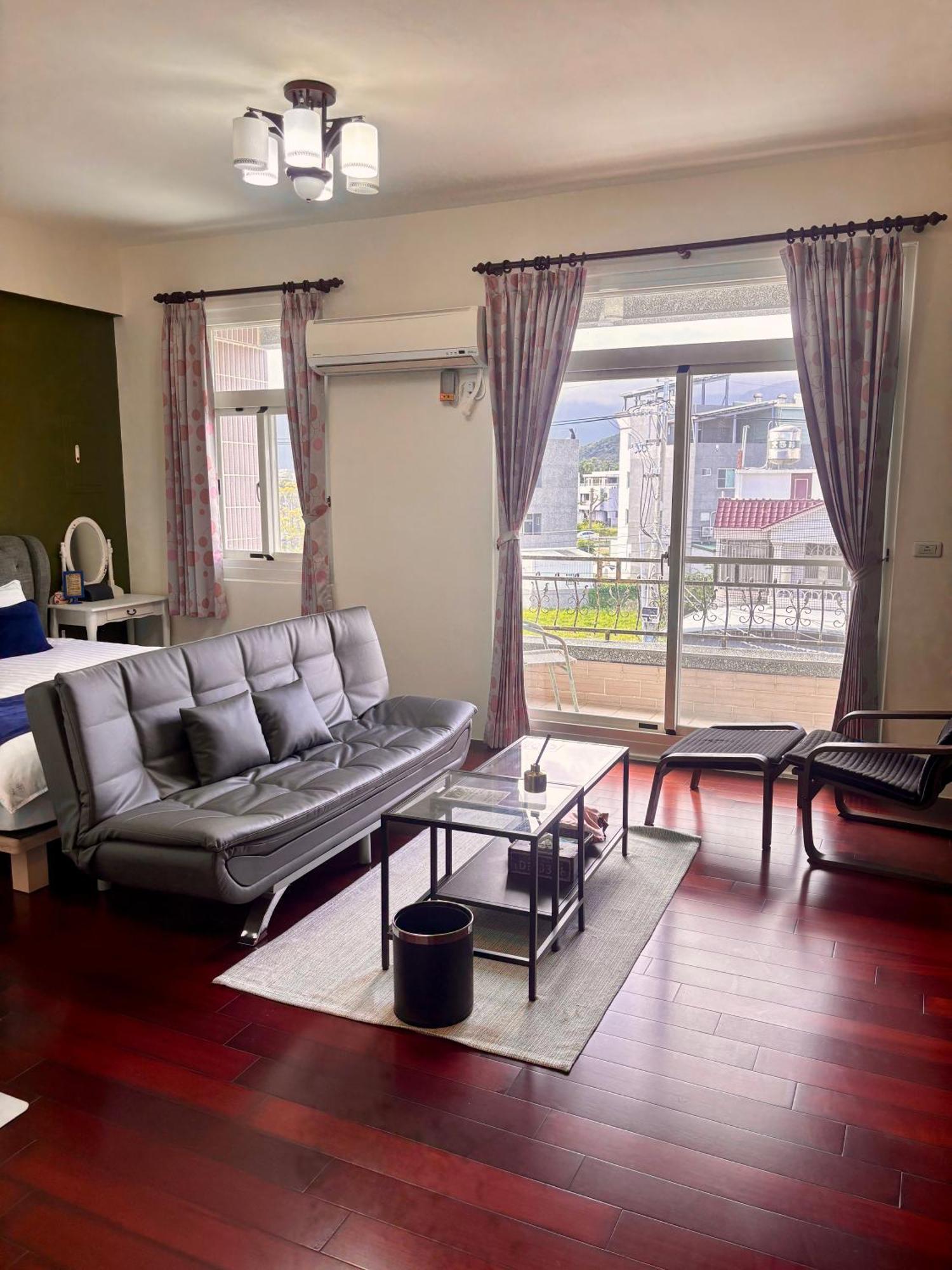 伊家民宿yi Home 志航路一段398號 Taitung Экстерьер фото